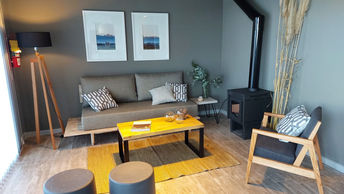 Living de casa aterrazada de 1 dormitorio en Lunalba - imagen 3